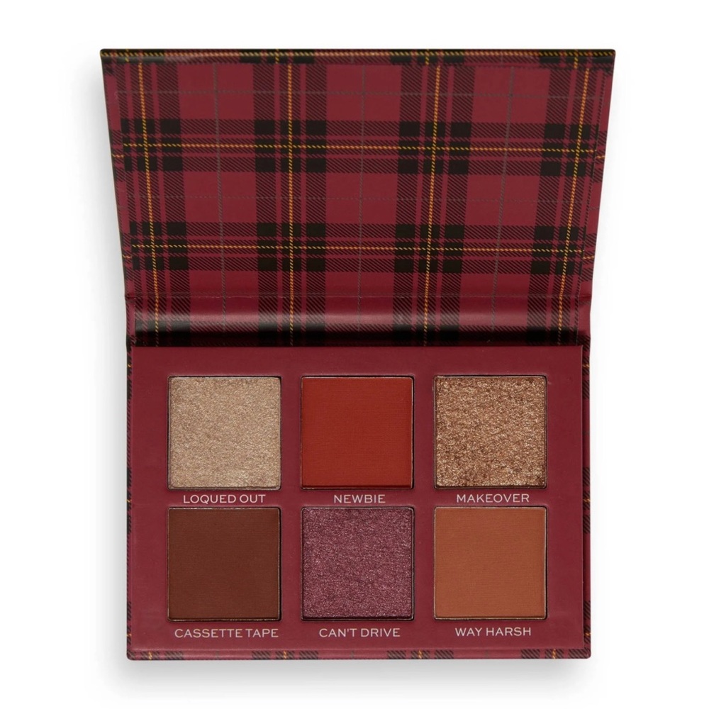 Revolution Clueless “Tai” Makeup Palette 
BNIB